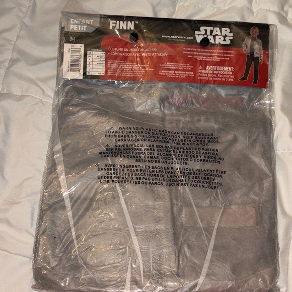 Disney Star Wars Finn Kids Costume - Black and Gray - Picture 4 of 4
